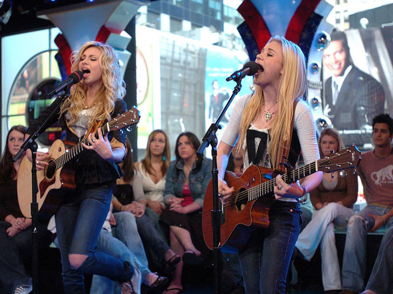 Aly & AJ: A Touch of the Beat Tour at Stage AE